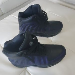 Nike Foamdome Mens Boots sz 9.5